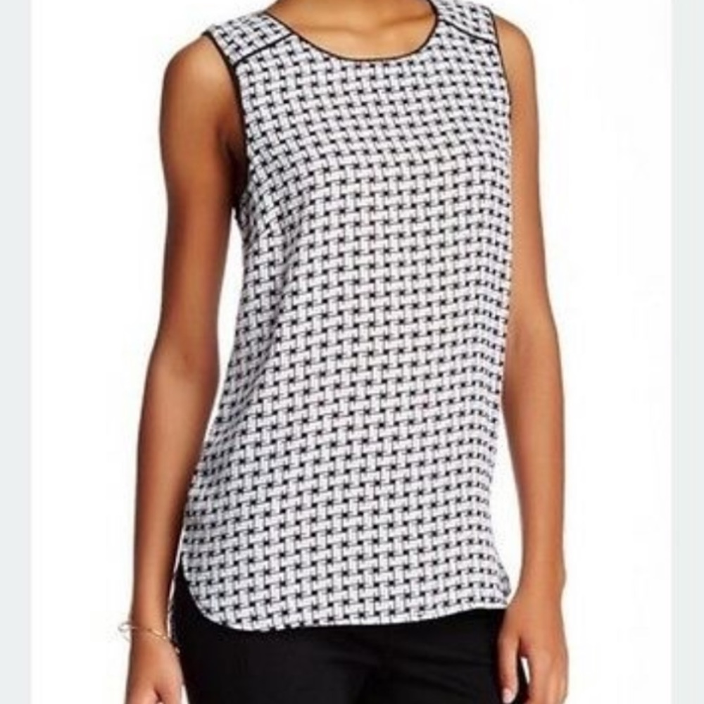 Daniel Rainn Tipped Houndstooth Sleeveless Tank